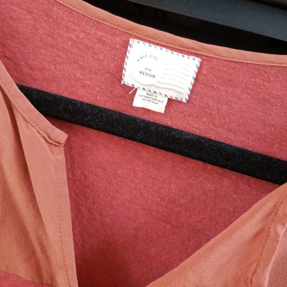 Blouse - Picture 2 of 4